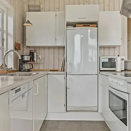 Hotel Tilia - 15m From The Sea In Funen By Interhome Fåborg