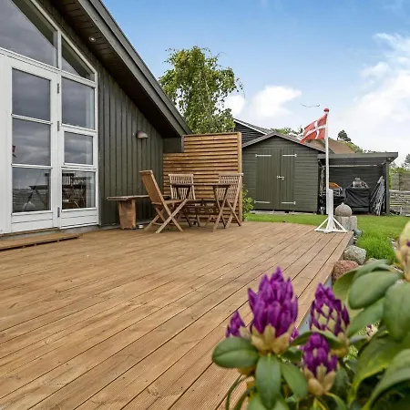 Hotel Tilia - 15m From The Sea In Funen By Interhome Fåborg